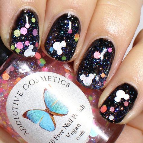 Disney Nail Designs, Minnie Mouse Nails, Mickey Nails, Disney Nail, Confetti Nails, Nail Time, New Nail Polish, Anime Nails, Black Nail Polish