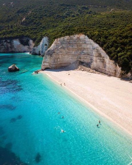 Kefalonia Greece, Zakynthos Greece, Honeymoon Spots, Dream Vacations Destinations, Greece Islands, Crete Greece, Artist Profile, June 22, Tropical Vacation