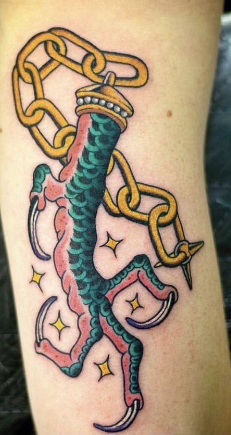 Dragon Claw Tattoo, Claw Tattoo, Lucky Dragon, Flash Tattoo Designs, Dragon Claw, Dragon Tattoo, Japanese Tattoo, Flash Tattoo, Tattoo Designs