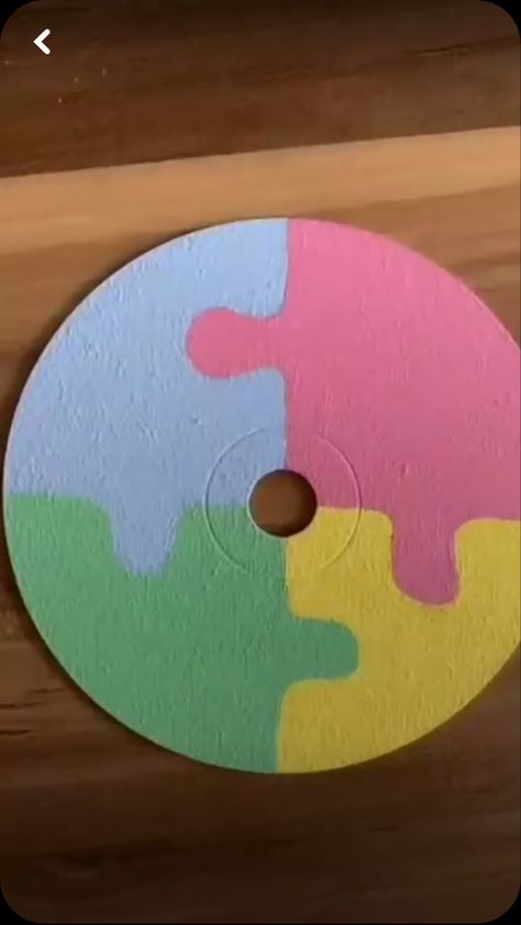 Disc Painting Ideas Easy, Easy Cd Painting Ideas, Dvd Pintados Aesthetic, Ideas Para Pintar Cd, Ideas Para Pintar Cds, Painting Ideas On Cds, Disk Painting Ideas, Painting Cd Ideas, Painted Cds Easy