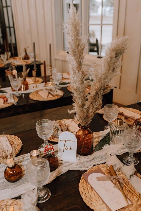 Vintage Boho Wedding Table Settings, Boho Wedding Long Table Decor, Boho Wedding Head Table Decor, Cheap Centerpiece Ideas Wedding, Wedding Boho Table Settings, Boho Wedding Reception Ideas, Wedding Supper Ideas, Boho Wedding Runner, Terracotta Boho Centerpiece