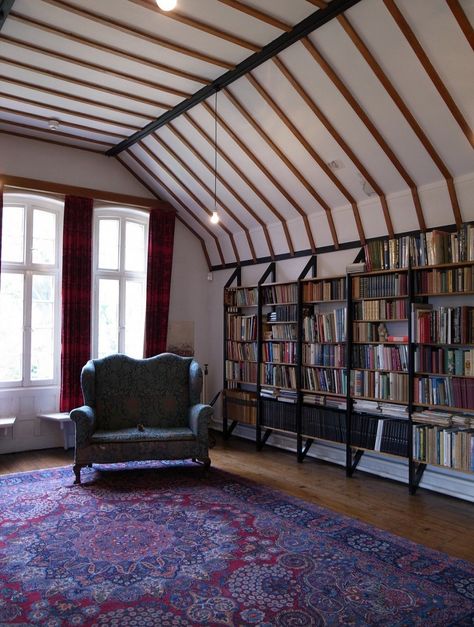 Living Room | Red House (1859-1860) | William Morris & wife Jane Burden Morris lived there 5 yrs | Philip Webb, architect | Bexleyheath, England William Morris Red House, Wightwick Manor, Kelmscott Manor, Manor Homes, Church Conversions, English Castles, Hall Interior Design, Orange Blossoms, Hall Interior