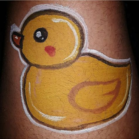 Duck Face Paint, Duck Makeup, Princess Face Painting, Nemo Party, Arm Painting, Skin Paint, Party Tattoos, Face Painting Easy, Duck Face