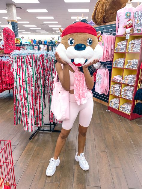 #bucees #western #punchy #buceestexas #buceesorder #buceebeaver Buccees Aesthetic, Trip Pictures, Hangout Ideas, 2024 Goals, Winter Trip, Fall Break, Simple Iphone Wallpaper, Summer Bucket Lists, Instagram Photo Inspiration