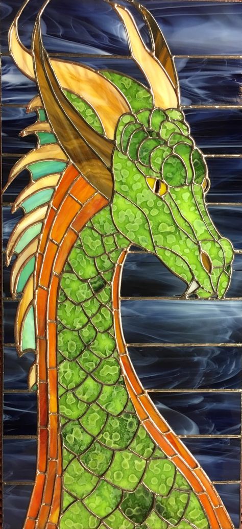 Love the scales on this dragon. Dragon Mosaic Pattern, Dragon Stained Glass Art, Fantasy Stained Glass Art, Dragon Quilts, Mosaic Dragon, Dragon Mosaic, Stained Glass Animals, Stained Glass Dragon, Dragon Quilt