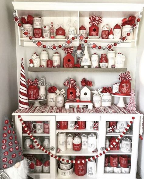 Rae Dunn Christmas Display, Christmas Hutch, Christmas Hot Chocolate Bar, Rae Dunn Christmas, Gingerbread Christmas Decor, Christmas Tray, Christmas Hot Chocolate, Christmas Tree Decorations Diy, Christmas Interiors