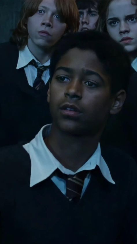 Dean Harry Potter, Louis Cordice, Dean Thomas Harry Potter, Seamus And Dean, Thomas Wallpaper, Alfred Enoch, Lee Jordan, Dean Thomas, Hogwarts Dr