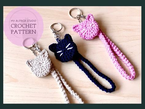 Simple Crochet Keychain, Matching Crochet Keychains, Crocheted Keychains, Kat Haken, Kat Diy, Crochet Keychains, Crochet Rings, Cat Crochet, Confection Au Crochet