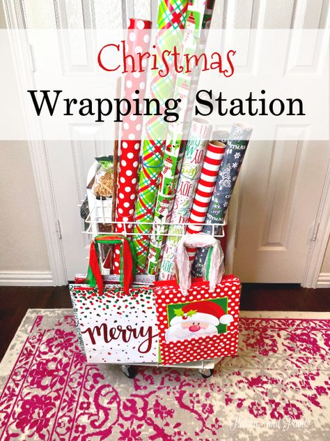 Wrapping Paper Station Diy, Christmas Gift Wrapping Station, Christmas Wrapping Station, Wrapping Station Ideas, Gift Wrap Station, Wrapping Paper Station, Wrapping Room, Christmas Wrapping Diy, Gift Wrapping Station