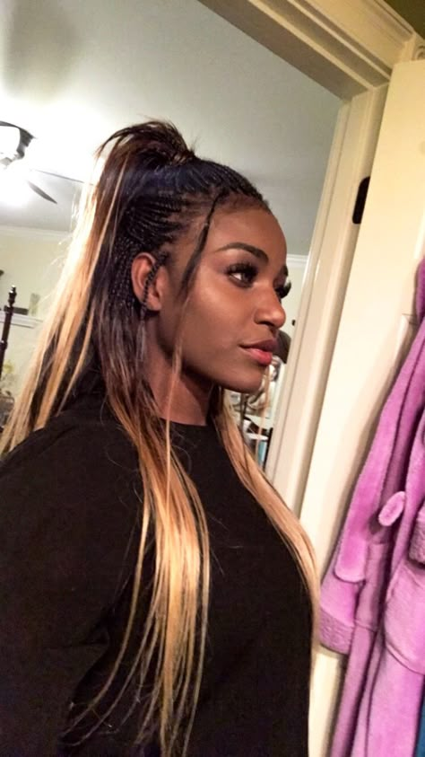 Ombre Blonde Braids Black Women, Ombre Micro Braids, Blonde Micro Braids Black Women, Box Braids With Straight Ends, Brown Micro Braids, Micro Braids Styles With Human Hair, Medium Micro Braids, Blonde Micro Braids, Long Micro Braids