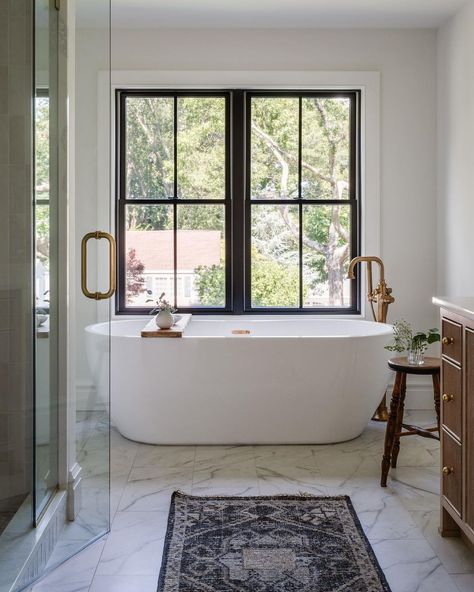 All the little details that make this space feel so special 🥰 #projectnewgrey #ridgewoodnj #designandbuild 📷 @lindapordonphotography | Instagram Kate Lester Interiors, Dream Interior, Bathroom Window, Primary Bathroom, Dream Kitchens, Gorgeous Bathroom, Street House, Bathroom Windows, Main Bathroom