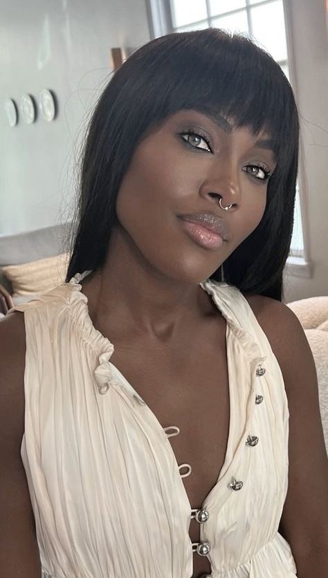 DeWanda Wise Wise Aesthetic, Dewanda Wise, Jungle Fever, Visual Aid, Vs Models, Dark Skin Beauty, Dark Skin Women, Pretty Eyes, Classic Beauty