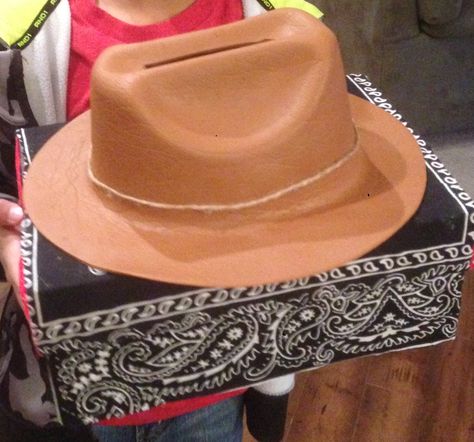 Cowboy hat valentine day box Cowboy Valentines Boxes, Girls Valentines Boxes, Valentine Box Ideas, Cowboy Valentines, Kids Valentine Boxes, Valentine Boxes, Western Birthday Party, Card Box Holder, Valentines Gift Bags