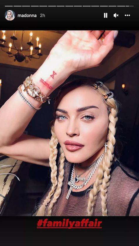 Madonna Tattoo, Madonna Jewelry, Storie Ig, Father Tattoos, X Tattoo, The Family Stone, Tattoo Now, Love Or Hate, Matching Tattoo