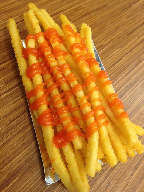 Long Fries Recipe, Potato Sticks Recipes, Long French Fries, Fries Ideas, Long Fries, Long Potato, Potato Stick, Crispy Food, Spring Potato