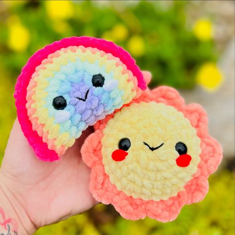 Spamming photos of plushies at my market yesterday that I’ve been slacking on posting 😋 Sunshine pattern by @nitang.stuff ☀️💛 #crochet #amigurumi #handmade #crochetinspo #crochetinspiration #crochetlove #crochetaddict #shopsmall #crochetplushies #handmadeplushies #yarnlover #amigurumilove #crochettoys #handmadetoys #amigurumiplush #crochetgifts #handmadegifts #crochetplush #handmadeplushie #amigurumidoll #crochetdoll #amigurumicrochet #yarnlove #plushiesofinstagram #crochetpattern Crochet Rainbow Plush, Easy Stuffed Animal Crochet Pattern Free, Crochet Selling Ideas, Rainbow Crochet Pattern, Rainbow Amigurumi, Sunshine Pattern, Crochet Coffee Cozy, Rainbow Plush, Crochet Rainbow