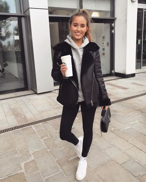 Kate Hutchins on Instagram: “Successful road trip from Brighton to Bristol and back to London today! I am exhausted 😅 outfit is @prettylittlething” Yoongi Fashion, Kate Hutchins, Fashion Core, Winter Fashion Outfits Dressy, Winter Outfits 2020, Winter Fashion Outfits Casual, Outfit Chic, Winter Outfits Cold, Mode Boho