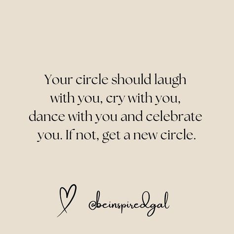 💕Your friends should laugh with you, cry with you, and dance with you. They should celebrate your successes and be there in tough times. If they don’t, it’s time to find new friends. Your circle should always bring out the best in you!😉 🤗So excited for you to be here. SHARE🫶🏼 this with a friend that needs an uplifting page and encouragement.🙏 💫Don’t forget to FOLLOW @beinspiredgal for more motivation and inspiration.✨ 💬Comment or DM me “💕”to get my FREE Beginners Theme Page Guide. Faith |... Motivational Quotes For Friends, Page Quotes, Healing Relationships, Women Empowerment Quotes, Quotes Inspirational Positive, Dance With You, Empowerment Quotes, Finding New Friends, Tough Times