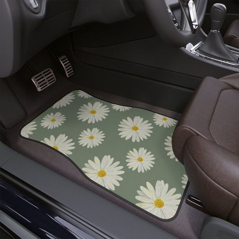 Car Mat Aesthetic, Daisy Car Decor, Aesthetic Daisy, Cute Car Decor, Wrangler Car, Punch Rug, Daisy Theme, Custom Car Seats, Car Interior Diy