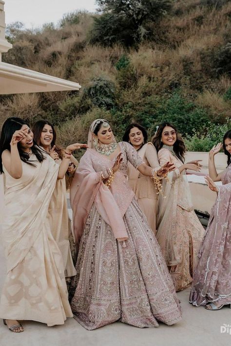 Desi Bridesmaids, Bridesmaid Poses, Ivory Bride, Bridesmaid Photoshoot, Wedding Dresses Men Indian, Bridesmaids Groomsmen, Latest Bridal Dresses, Bride Sister, Indian Wedding Planning