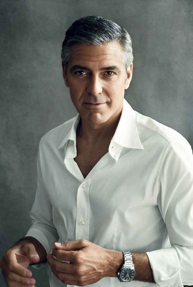 George Clooney. He has proven his mettle again and again. He's arrived. He's so charismatic, so refreshingly restrained an actor. Annie Leibovitz Photography, Famous Photos, Amal Clooney, Annie Leibovitz, Business Portrait, Actrices Hollywood, George Clooney, Hollywood Actor, Movie Photo