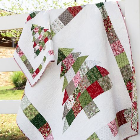 ***Charming Christmas - Oct 26 to November 9*** This will be a really fun! Pick either the small version with the 2.5" squares or the 5" charms. Download the supply list for the amount of background backing etc Need 2 Christmas charm packs https://shrsl.com/2fh4o Need 2 mini Christmas charm packs... Christmas Tree Quilt Pattern, Charm Pack Patterns, Tree Quilt Pattern, Charm Pack Quilts, Christmas Tree Quilt, Christmas Quilt Patterns, Holiday Quilts, Charming Christmas, Diy Christmas Decorations Easy