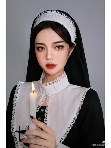 Nun Outfit, Medium Long Haircuts, Inspiration Portrait, Expressions Photography, Halloween Makeup Inspiration, Female Pose Reference, Self Portrait Poses, Aesthetic People, Girl Inspiration