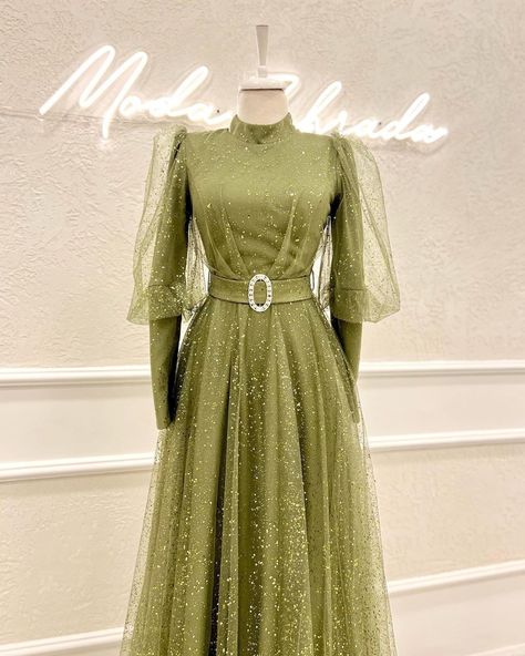 This is a very pretty olive green full sleeve and neck covered gown. Visit us for more. Olive Green Gown, Organza Frocks, Full Sleeve Gowns, Muslim Outfit, Simple Long Dress, Eid Images, Gown Fashion, Mom Outfit, Simple Gowns