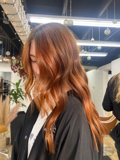 Ginger Ombre Hair, Cooper Balayage Brunettes, Red Hair Balayage, Strawberry Brunette, How To Bayalage Hair, Copper Balayage, Polished Hair, Ginger Hair Color, Hair Styler