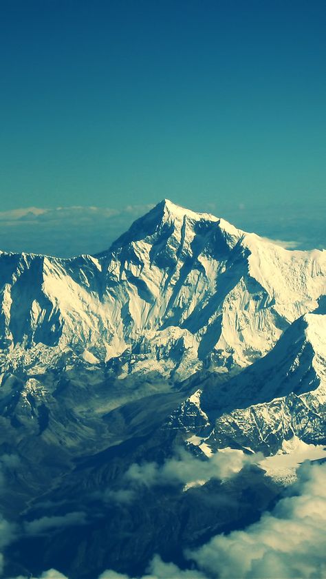 Everest Wallpaper, Whatsapp Background, Purple Mountains, Moving Mountains, Snow Mountains, Mt Everest, Mountain Background, Wallpapers For Mobile Phones, Iphone 5 Wallpaper