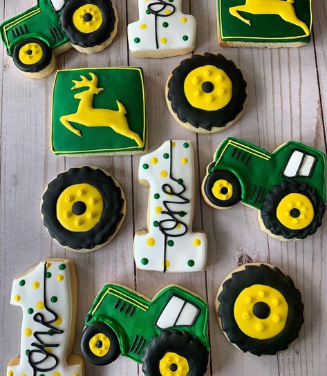 Tractor Cookies, Laura Thomas, First Birthday Cookies, Tractor Party, Case Tractors, Happy 1st Birthdays, Birthday Themes, Birthday Board, Birthday Treats