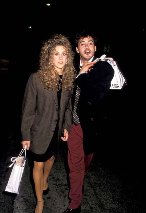 Sarah Jessica Parker Hair, Parker Outfit, Read My Mind, Vanity Fair Magazine, 80s Celebrities, Couple Fits, 90s Memories, Sarah Jessica, Club Kids