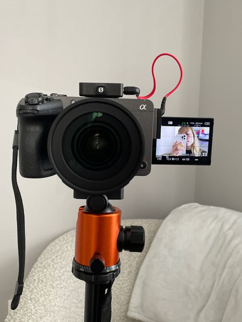 Sony fx30 camera Sony Fx30, Yourself Aesthetic, Sony Fx3, Vlogging Camera, Graphic Design Fun, Content Creator, Room Ideas, Vision Board, Backpacks