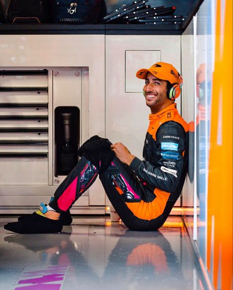 Ricciardo F1, F1 Wallpaper Hd, Daniel Ricciardo, Mclaren F1, Formula 1 Car, Richard Mille, F1 Drivers, Formula One, Fast Cars