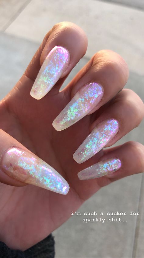 Opal Iridescent Nails, Opal Nail Designs, Iridescent Nail Gems, Unicorn Iridescent Nails, Moonstone Nails, Iridescent Nails Flakes, Irridescent Nails, Holographic Nail Designs, Iridescent Chunky Glitter Nails