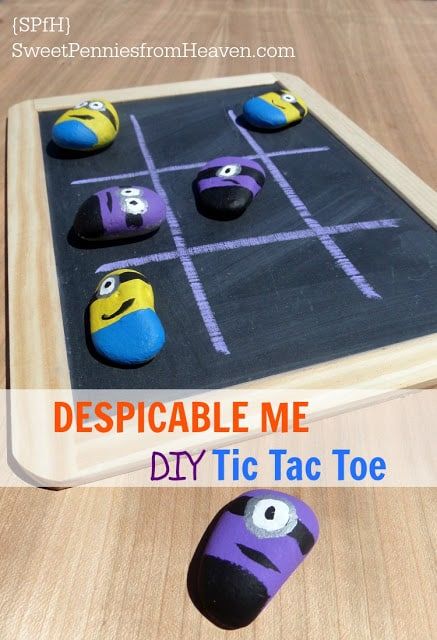 Amazing Minion DIYs - Housewife Eclectic Despicable Me Characters, Minion Diy, Diy Tic Tac Toe, Backyard Kids Party, Minion Craft, Diy Minions, Despicable Me Party, Minions Party, Minion Theme