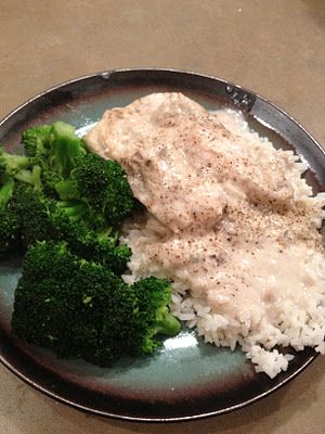 Saturday night chicken- Kids love this!  The Blonde Can Cook Saturday Night Chicken, Mushroom Soup And Rice, Quick Delicious Meals, Soup Rice, Easy Chicken And Rice, Chicken Mushroom, Moms Cooking, Chicken Easy, Cream Of Mushroom Soup