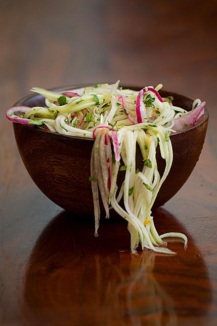 Papaya Slaw, Asian Slaw Salad, Thai Salad, Thai Salads, Asian Slaw, Green Papaya, Fresh Mint Leaves, Food Blogs, Sweet And Sour