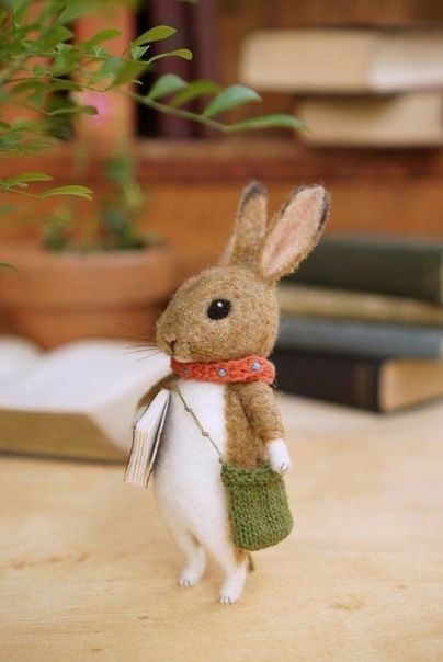 Зайцы | VK Tovad Ull, Wild Rabbit, Needle Felting Diy, Felt Bunny, Felt Mouse, Needle Felting Projects, Felted Animals, Needle Felted Animals, Felt Dolls