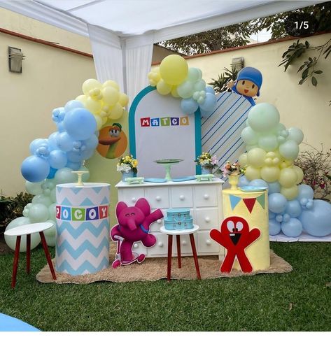 Pocoyo Party Ideas, Mini Table, Balloon Decorations Party, Balloon Decorations, Balloons, Party Decorations, Birthday Party, Pastel, Birthday