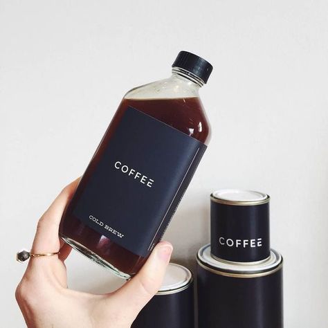 Cold Brew Packaging, Glace Fruit, Drinks Packaging Design, Bottle Design Packaging, Coffee Business, Coffee Menu, Instagram Coffee, Coffee Shop Design, Coffee Photography