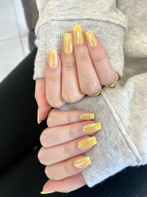 nail art Yellow Chrome Nails, Yellow Chrome, Nails Ballerina, Yellow Nails Design, Chrome Nail Art, Yellow Nails, Nail Pro, Chrome Nails, Nails On Fleek