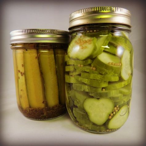 Tastes Like (Hamburger Dill) Pickles! Hamburger Dill Pickle Recipe, Night Bible Study, Ball Blue Book, Dill Pickle Recipe, Dill Pickles, Homemade Hamburgers, Homemade Pickles, Grilled Burgers, Hamburger Recipes