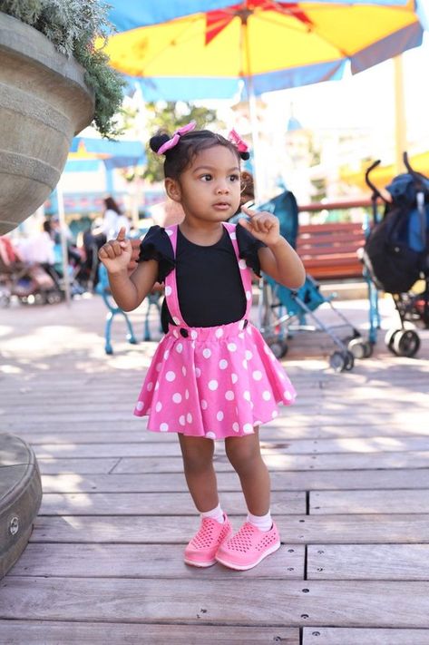 Pink Minnie Mouse Costume, Mini Mouse Outfit, Birthday Outfit Red, Minnie Mouse Birthday Party Decorations, Minnie Mouse Birthday Outfit, Minnie Outfit, Mickey Mouse Outfit, Minnie Mouse Costume, Minnie Mouse Outfits