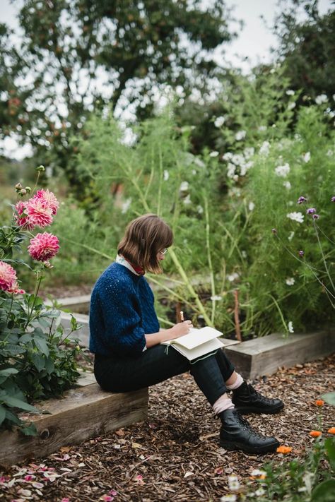 Alice Vincent © Camilla Jorvad Alice Vincent, Potager Garden, Community Garden, Backyard Inspiration, Grown Women, Something Big, Community Gardening, Hair Clothes, Window Box