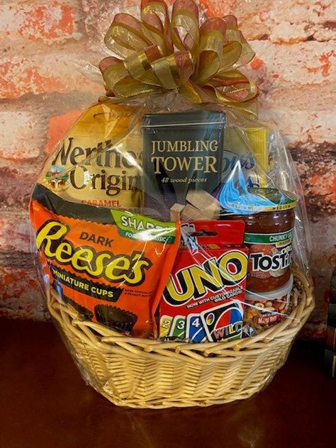 Family Game Night Gift Basket /Gift Basket / Games Gift Basket | Etsy Games Gift Basket, Game Night Basket, Family Game Night Gift Basket, Game Night Gift Basket, Auction Gift Basket Ideas, Great Snacks, Family Gift Baskets, Game Night Gift, Uno Card