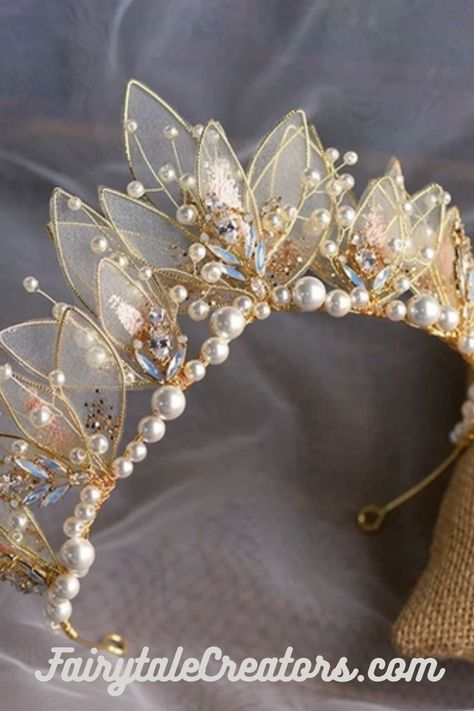 Say hello to The Clairvoyant Fairy Dream Tiara! 👑 Find your DREAM Diadem at FairytaleCreators.com and RECEIVE ❗️3 FREE ❗️ GIFTS WITH QUALIFIED PURCHASE TODAY. Hurry before your favorite crowns sell out. 💕 Your satisfaction is 100% guaranteed. As always, FREE shipping for our Fairytale Queens. 🧚🏻‍♀️ #Crowns #Tiaras #HairJewelry #Weddings #PhotoShoots #Pretty 😇 Tiara Aesthetic, Crowns Royal, Vintage Wreaths, Tiara Tattoo, Crown Drawing, Princesa Tiana, Crown Aesthetic, Floral Headdress, Mermaid Fairy