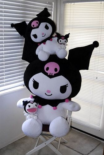 Kuromi Things, Hello Kitty Aesthetic, Melody Hello Kitty, Hello Kit, Kawaii Plush, Kawaii Plushies, Kawaii Room, Hello Kitty Pictures, Hello Kitty Items