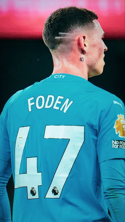 Phil Foden Tattoo, Foden Hair Styles, Phil Foden Haircut, Foden Haircut, Phil Phoden, Foden Wallpaper, Foden Manchester City, Soccer Players Haircuts, Womens Soccer Cleats