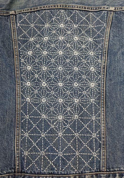 Edwin Selvedge Denim Jacket Custom Sashiko BWM23 - Etsy Sashiko Jacket, Sashiko Tutorial, Sashiko Pattern, Custom Denim Jacket, Sashiko Embroidery, Custom Denim, Japanese Embroidery, Aprons Patterns, Painted Denim